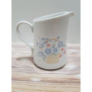 Corning Ware Country Cornflower Creamer Vintage